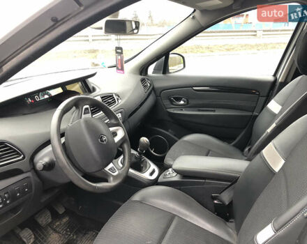 Сірий Рено Сценік, об'ємом двигуна 1.6 л та пробігом 285 тис. км за 6999 $, фото 8 на Automoto.ua