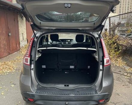 Сірий Рено Сценік, об'ємом двигуна 0 л та пробігом 207 тис. км за 6700 $, фото 7 на Automoto.ua