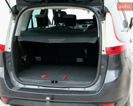 Сірий Рено Сценік, об'ємом двигуна 1.6 л та пробігом 217 тис. км за 6300 $, фото 8 на Automoto.ua