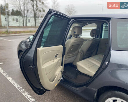 Сірий Рено Сценік, об'ємом двигуна 1.6 л та пробігом 215 тис. км за 6350 $, фото 13 на Automoto.ua