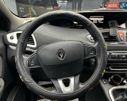 Серый Рено Сценик, объемом двигателя 1.5 л и пробегом 380 тыс. км за 6500 $, фото 16 на Automoto.ua