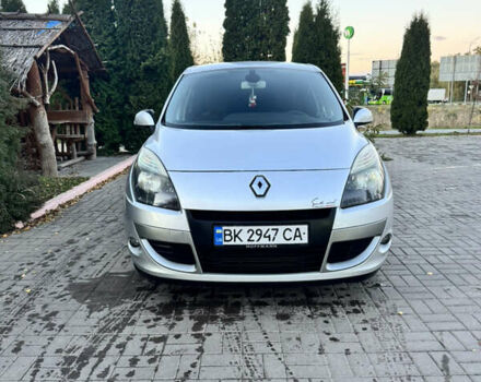 Рено Сценик 2011 в Дубно на Automoto.ua Серый Рено Сценик, объемом двигателя 1.46 л и пробегом 222 тыс. км за 6799 $, фото 12 на Automoto.ua