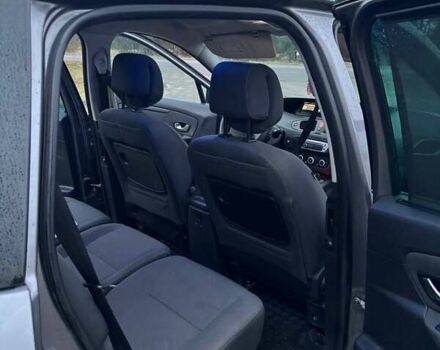 Серый Рено Сценик, объемом двигателя 1.46 л и пробегом 301 тыс. км за 5650 $, фото 13 на Automoto.ua