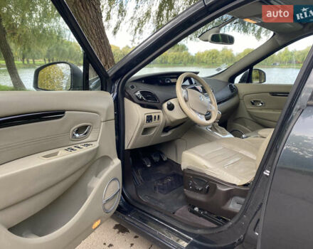 Рено Сценік 2011 у Рівному на Automoto.ua Сірий Рено Сценік, об'ємом двигуна 1.6 л та пробігом 214 тис. км за 6450 $, фото 14 на Automoto.ua