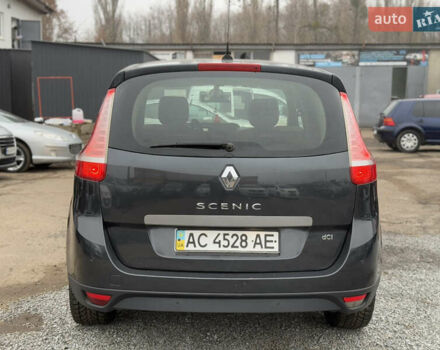 Серый Рено Сценик, объемом двигателя 1.46 л и пробегом 302 тыс. км за 6800 $, фото 19 на Automoto.ua