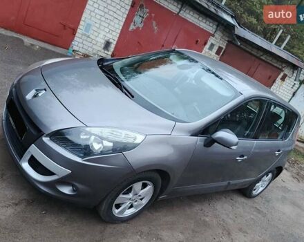 Серый Рено Сценик, объемом двигателя 1.5 л и пробегом 222 тыс. км за 7000 $, фото 3 на Automoto.ua