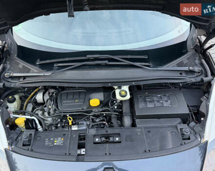 Сірий Рено Сценік, об'ємом двигуна 1.6 л та пробігом 231 тис. км за 7300 $, фото 25 на Automoto.ua