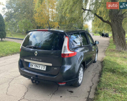 Серый Рено Сценик, объемом двигателя 1.6 л и пробегом 214 тыс. км за 6750 $, фото 13 на Automoto.ua