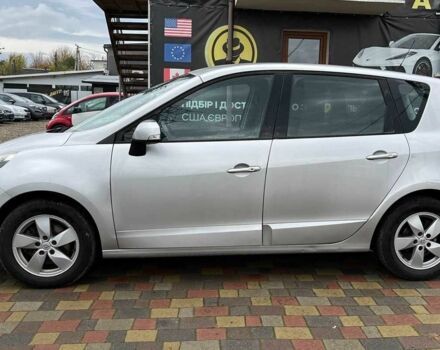 Рено Сценик 2011 в Стрые на Automoto.ua Серый Рено Сценик, объемом двигателя 2 л и пробегом 215 тыс. км за 7500 $, фото 3 на Automoto.ua