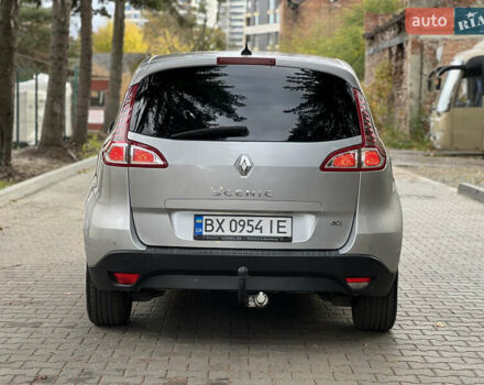 Рено Сценік 2011 у Львові на Automoto.ua Сірий Рено Сценік, об'ємом двигуна 1.6 л та пробігом 208 тис. км за 7250 $, фото 7 на Automoto.ua
