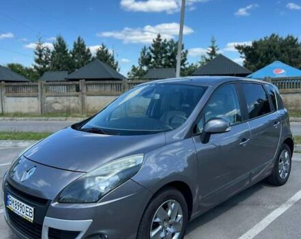 Рено Сценик 2011 в Золочев на Automoto.ua Серый Рено Сценик, объемом двигателя 1.5 л и пробегом 217 тыс. км за 7590 $, фото 1 на Automoto.ua