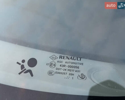 Сірий Рено Сценік, об'ємом двигуна 1.6 л та пробігом 231 тис. км за 7300 $, фото 15 на Automoto.ua