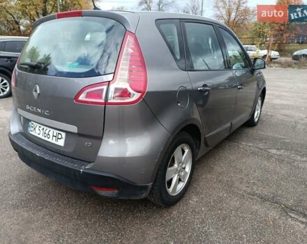 Рено Сценік 2011 у Чернігові на Automoto.ua Сірий Рено Сценік, об'ємом двигуна 1.5 л та пробігом 220 тис. км за 6500 $, фото 4 на Automoto.ua