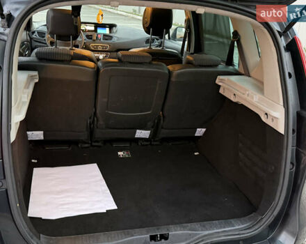 Сірий Рено Сценік, об'ємом двигуна 1.6 л та пробігом 231 тис. км за 7300 $, фото 19 на Automoto.ua