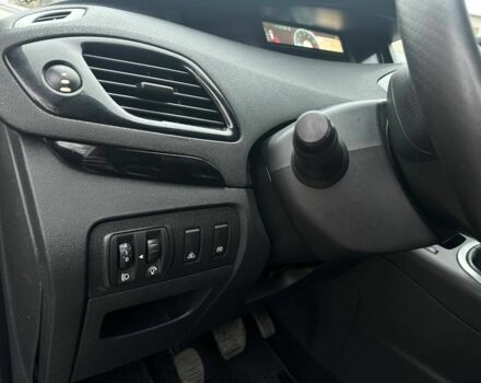 Сірий Рено Сценік, об'ємом двигуна 1.6 л та пробігом 165 тис. км за 8400 $, фото 23 на Automoto.ua