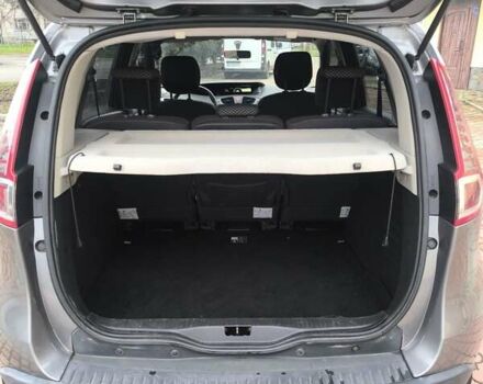 Серый Рено Сценик, объемом двигателя 1.5 л и пробегом 251 тыс. км за 8250 $, фото 14 на Automoto.ua