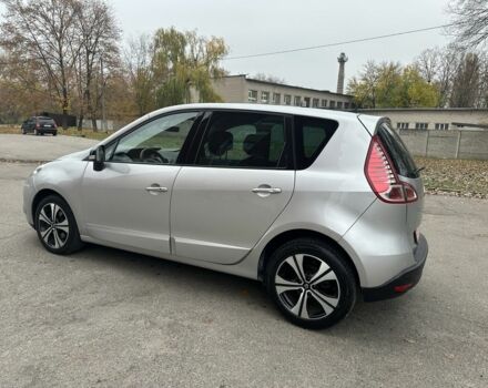 Серый Рено Сценик, объемом двигателя 1.6 л и пробегом 165 тыс. км за 8800 $, фото 5 на Automoto.ua