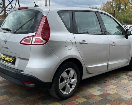 Рено Сценик 2011 в Стрые на Automoto.ua Серый Рено Сценик, объемом двигателя 2 л и пробегом 215 тыс. км за 7500 $, фото 6 на Automoto.ua