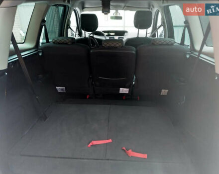 Серый Рено Сценик, объемом двигателя 1.6 л и пробегом 227 тыс. км за 8150 $, фото 8 на Automoto.ua