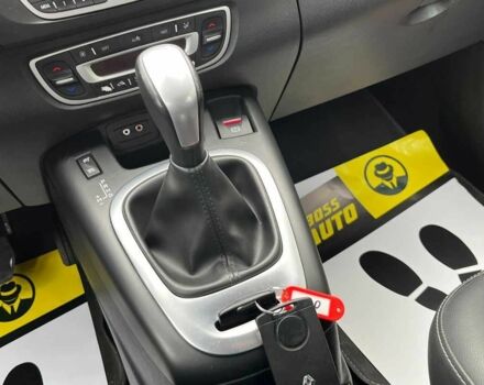 Рено Сценик 2011 в Стрые на Automoto.ua Серый Рено Сценик, объемом двигателя 2 л и пробегом 215 тыс. км за 7500 $, фото 12 на Automoto.ua