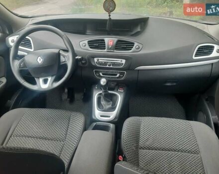 Сірий Рено Сценік, об'ємом двигуна 1.46 л та пробігом 194 тис. км за 5500 $, фото 9 на Automoto.ua