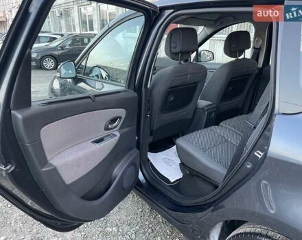 Серый Рено Сценик, объемом двигателя 1.6 л и пробегом 241 тыс. км за 7500 $, фото 32 на Automoto.ua