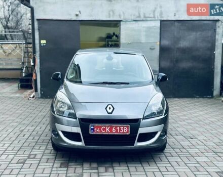 Сірий Рено Сценік, об'ємом двигуна 1.5 л та пробігом 236 тис. км за 6999 $, фото 3 на Automoto.ua