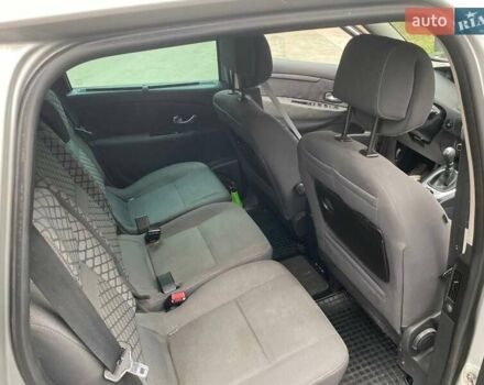 Серый Рено Сценик, объемом двигателя 1.5 л и пробегом 176 тыс. км за 6299 $, фото 56 на Automoto.ua