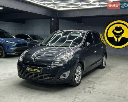 Серый Рено Сценик, объемом двигателя 2 л и пробегом 165 тыс. км за 7800 $, фото 2 на Automoto.ua