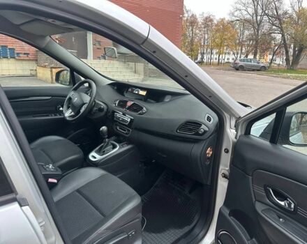 Сірий Рено Сценік, об'ємом двигуна 1.6 л та пробігом 165 тис. км за 8400 $, фото 15 на Automoto.ua