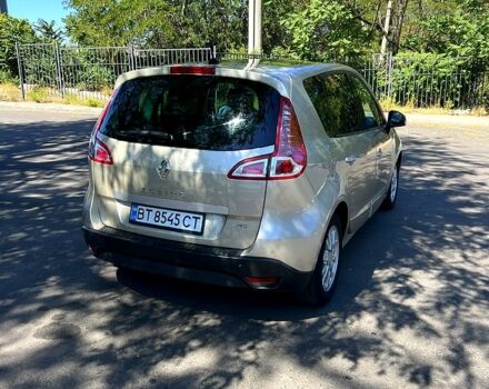 Рено Сценик 2011 в Одессе на Automoto.ua Серый Рено Сценик, объемом двигателя 1.9 л и пробегом 260 тыс. км за 6450 $, фото 2 на Automoto.ua