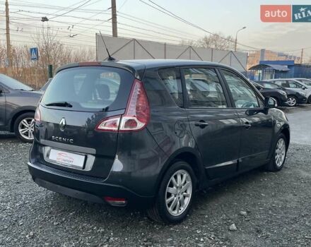 Серый Рено Сценик, объемом двигателя 1.6 л и пробегом 241 тыс. км за 7500 $, фото 2 на Automoto.ua