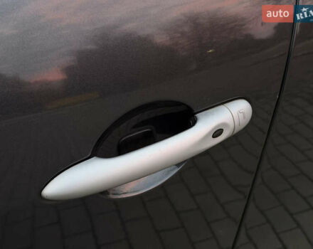 Сірий Рено Сценік, об'ємом двигуна 1.6 л та пробігом 231 тис. км за 7300 $, фото 14 на Automoto.ua