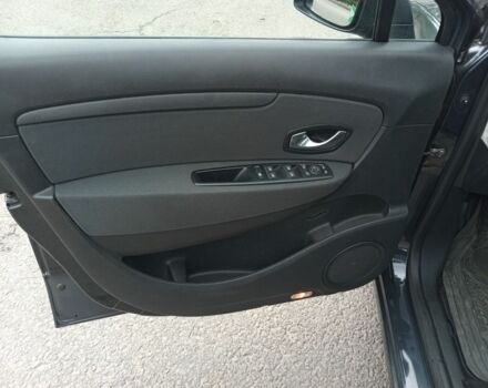 Сірий Рено Сценік, об'ємом двигуна 1.6 л та пробігом 240 тис. км за 7750 $, фото 2 на Automoto.ua