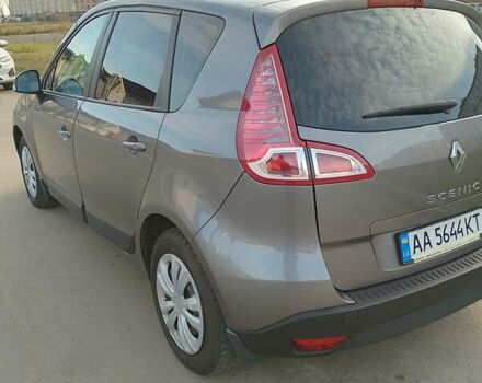 Серый Рено Сценик, объемом двигателя 1.6 л и пробегом 166 тыс. км за 7700 $, фото 4 на Automoto.ua