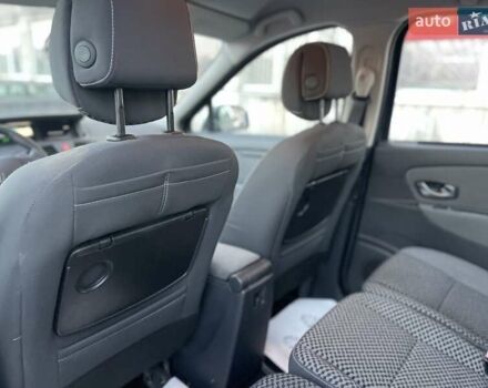 Серый Рено Сценик, объемом двигателя 1.6 л и пробегом 241 тыс. км за 7500 $, фото 41 на Automoto.ua