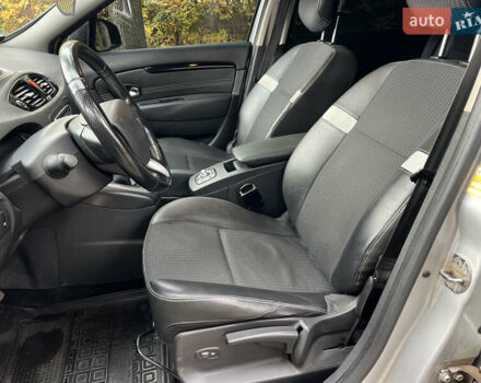 Сірий Рено Сценік, об'ємом двигуна 1.6 л та пробігом 290 тис. км за 7250 $, фото 12 на Automoto.ua