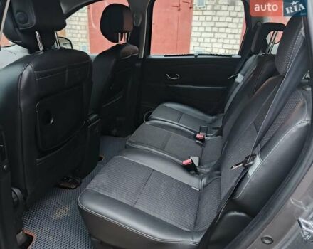 Серый Рено Сценик, объемом двигателя 1.5 л и пробегом 222 тыс. км за 7000 $, фото 21 на Automoto.ua