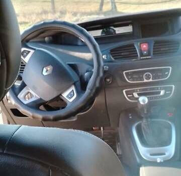 Сірий Рено Сценік, об'ємом двигуна 1.6 л та пробігом 243 тис. км за 12000 $, фото 4 на Automoto.ua