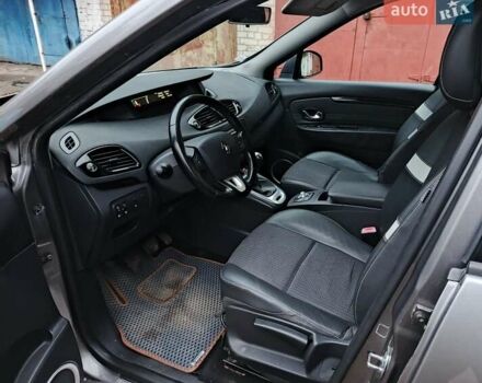 Серый Рено Сценик, объемом двигателя 1.5 л и пробегом 222 тыс. км за 7000 $, фото 14 на Automoto.ua