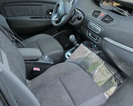 Сірий Рено Сценік, об'ємом двигуна 1.5 л та пробігом 292 тис. км за 7200 $, фото 6 на Automoto.ua