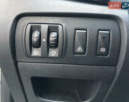 Сірий Рено Сценік, об'ємом двигуна 1.6 л та пробігом 285 тис. км за 6999 $, фото 16 на Automoto.ua