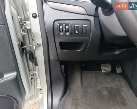 Сірий Рено Сценік, об'ємом двигуна 1.5 л та пробігом 183 тис. км за 7100 $, фото 17 на Automoto.ua