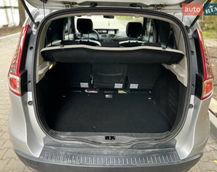 Сірий Рено Сценік, об'ємом двигуна 1.6 л та пробігом 290 тис. км за 7250 $, фото 31 на Automoto.ua