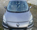 Рено Сценик 2011 в Ровно на Automoto.ua Серый Рено Сценик, объемом двигателя 1.5 л и пробегом 317 тыс. км за 6500 $, фото 5 на Automoto.ua