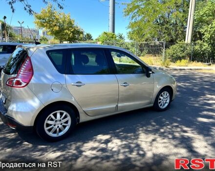 Рено Сценик 2011 в Одессе на Automoto.ua Серый Рено Сценик, объемом двигателя 1.9 л и пробегом 260 тыс. км за 6450 $, фото 10 на Automoto.ua