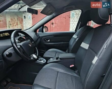 Серый Рено Сценик, объемом двигателя 1.5 л и пробегом 222 тыс. км за 7000 $, фото 19 на Automoto.ua