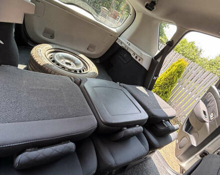 Серый Рено Сценик, объемом двигателя 1.6 л и пробегом 358 тыс. км за 6700 $, фото 24 на Automoto.ua