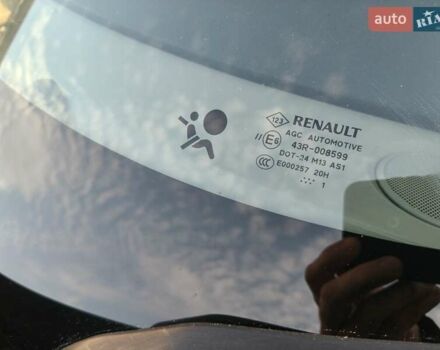 Серый Рено Сценик, объемом двигателя 1.6 л и пробегом 206 тыс. км за 7500 $, фото 16 на Automoto.ua