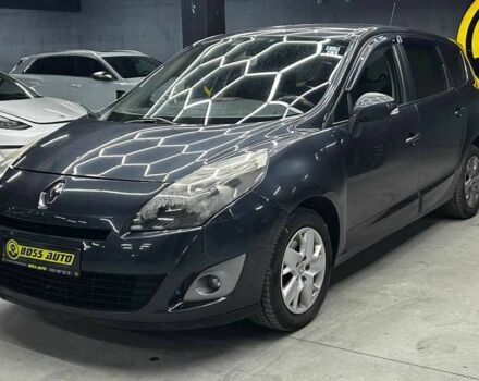 Серый Рено Сценик, объемом двигателя 1.5 л и пробегом 380 тыс. км за 6500 $, фото 2 на Automoto.ua